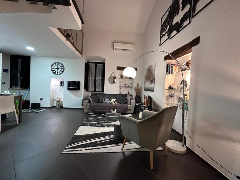 Home Holiday 304 a Iglesias - Comodo Appartamento Centro