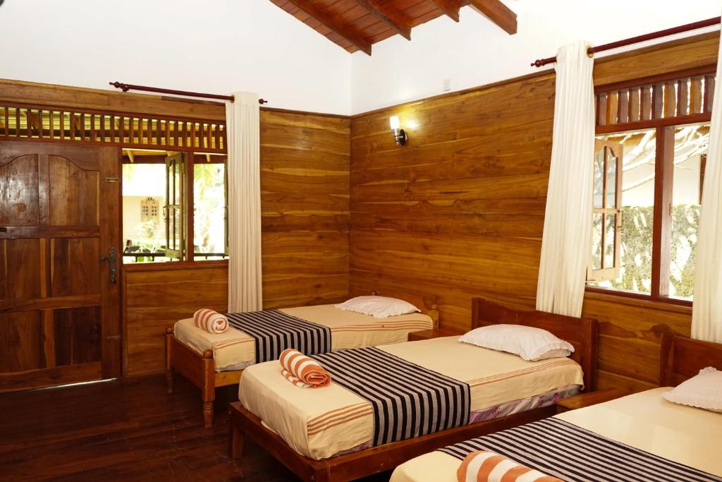 Goyambokka Beach Retreat - Housity