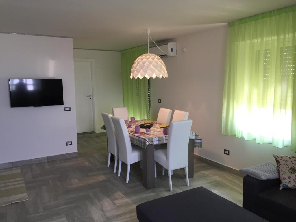 A television and/or entertainment centre at SunSea