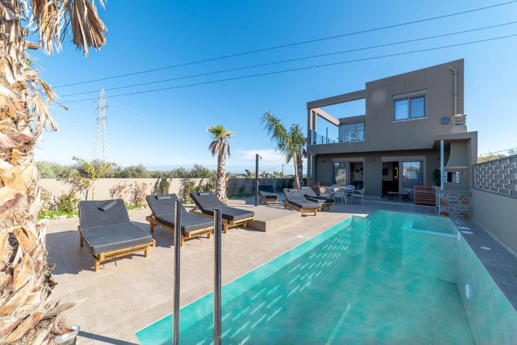 Naturalia Grey Luxury Villa - Private Pool - Sleeps 8