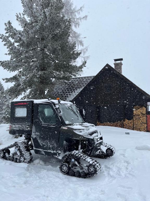 Jagdhütte Gammeringalm v zimě