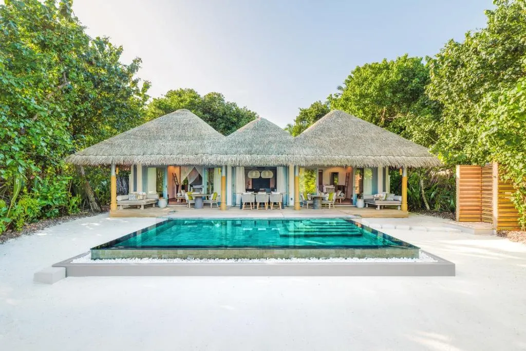 Two Bedroom Beach Pool Residence