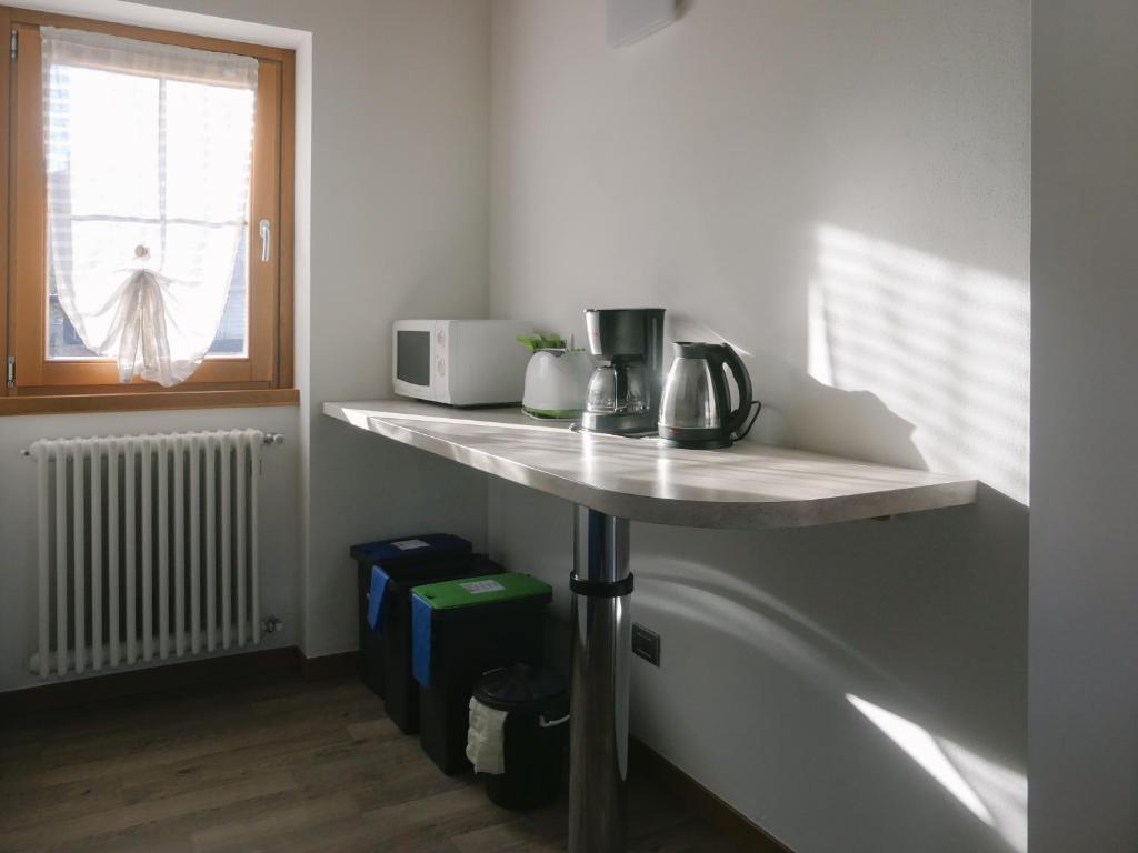 Coffee and tea making facilities at The Lake Home