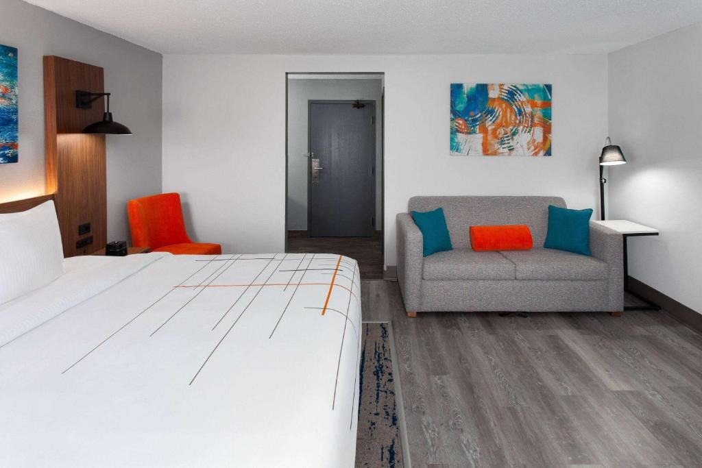 La Quinta Inn by Wyndham Wausau - Executive King Room