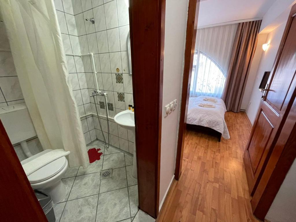 Koupelna v ubytování The Bulevard Hotel