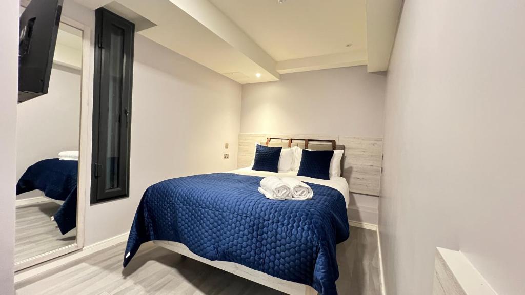 
Double Room- no windows
