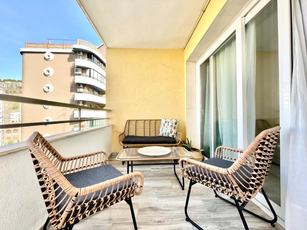 Balkon lub taras w obiekcie Malagadevacaciones - La Marea