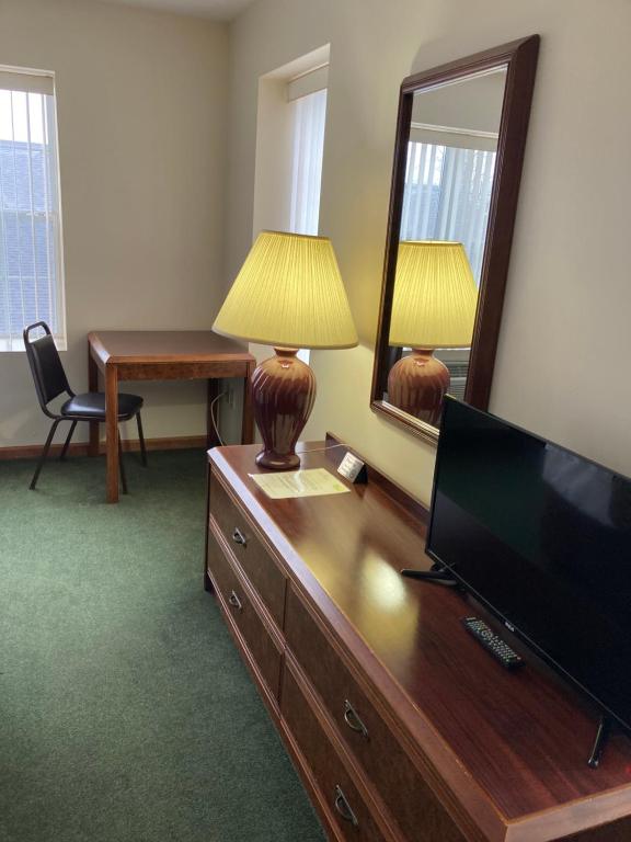 TV a/nebo společenská místnost v ubytování The Hotel Pratt