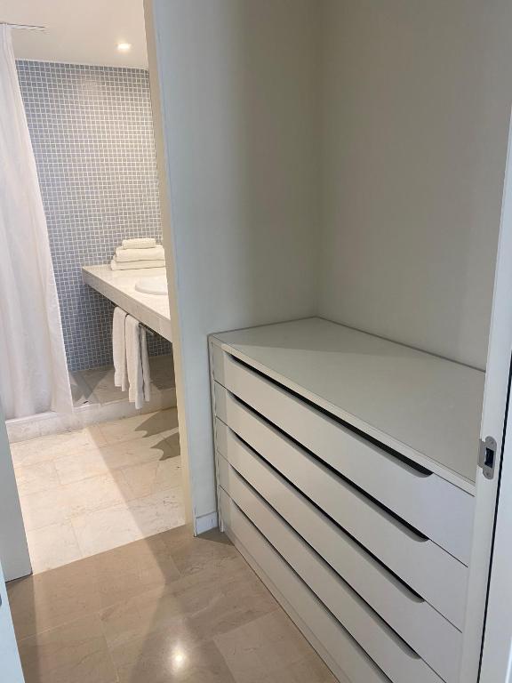 Apartaments Els Quimics - Apartamento De Una Habitación (3 Adultos)