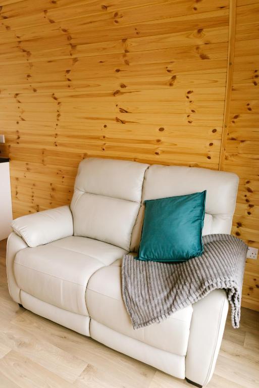 Area soggiorno di Easkey Glamping Village