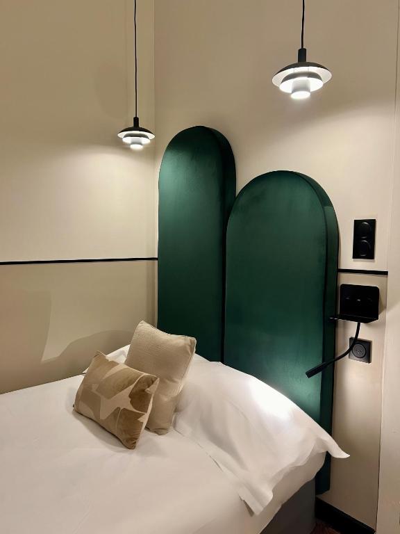 Hôtel des Beaux Arts - Resim 13