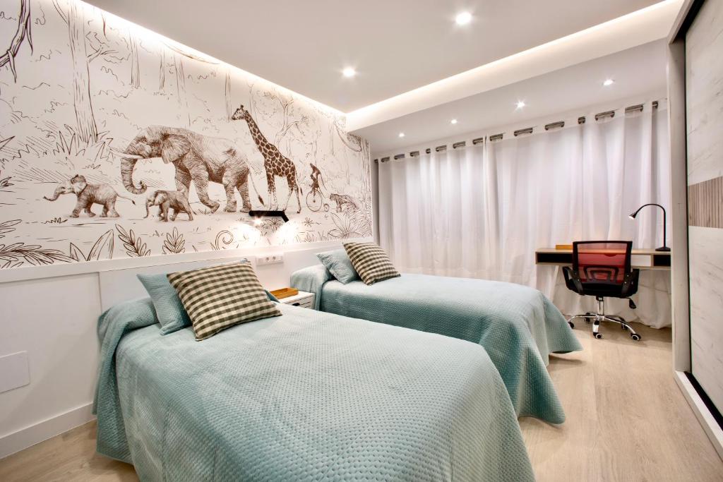 Cathedral Boutique by Lugo Collection - 6