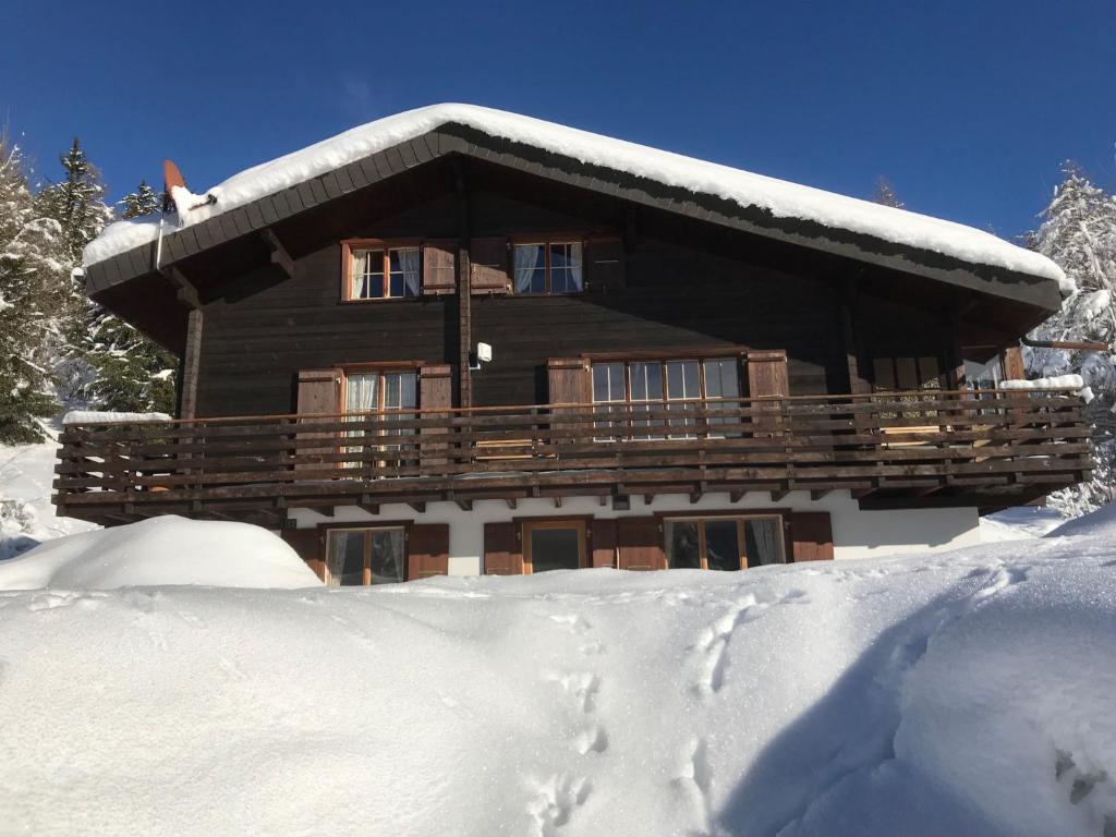 Apartment Chalet Kibou by Interhome v zimě