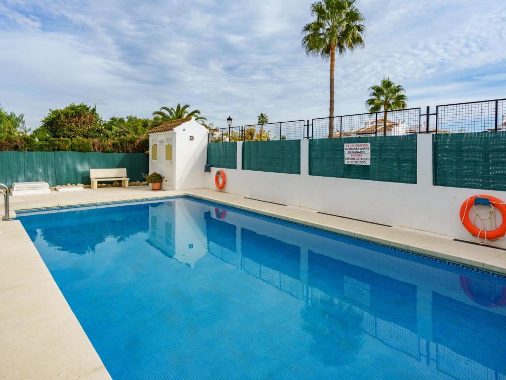 Bazén v ubytování Apartment Ático Los Pelicanos by Interhome nebo v jeho okolí