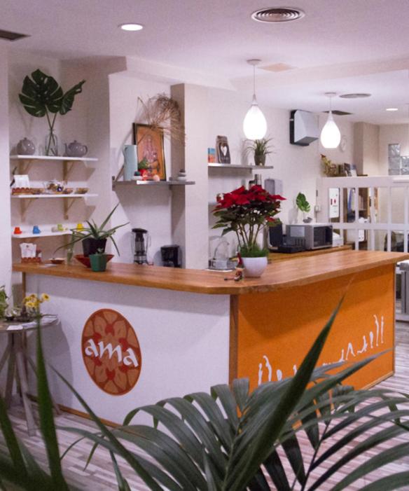 a kitchen with a counter with potted plants on it at Hotel Nautico in Santa Cruz de Tenerife