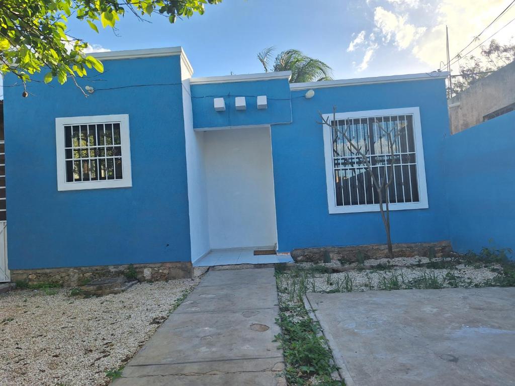 Gallery image of La Casita Azul Ya'xkab in Mérida