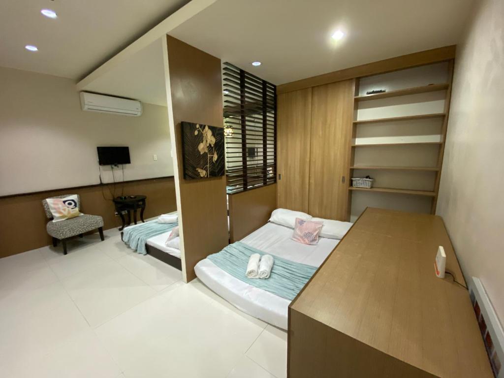 Cebu City Huge Lofts by P&J - Studio With Sofa Bed