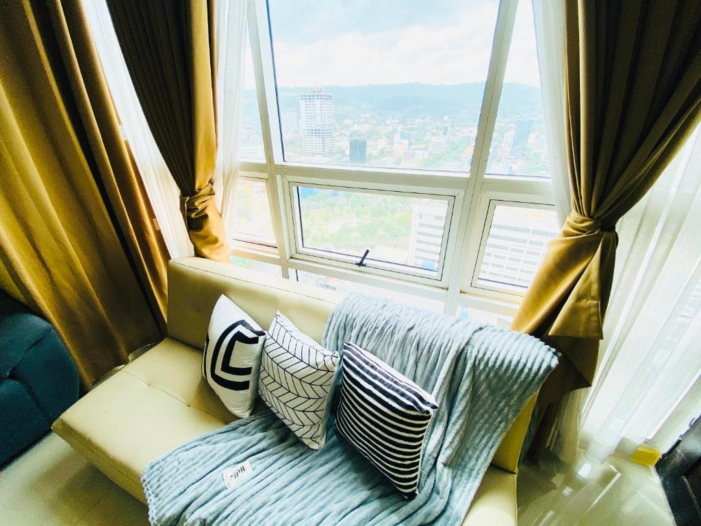 Cebu City Huge Lofts by P&J - One-Bedroom Apartment