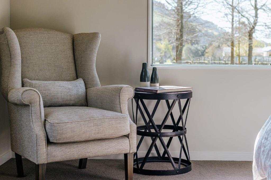 Craggy Range Luxury Vineyard Retreat - Resim 39