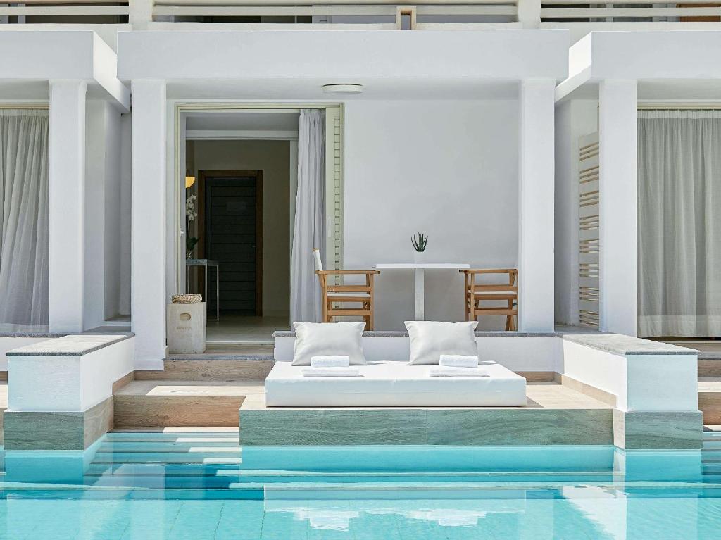 Grecotel LUX.ME White Palace - 游泳家庭客房