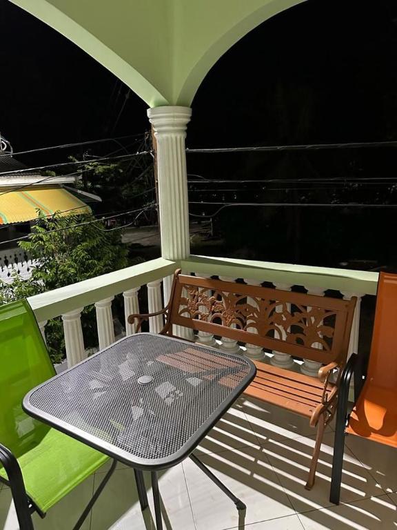 Balkón nebo terasa v ubytování Aileen Palm Cove Ja