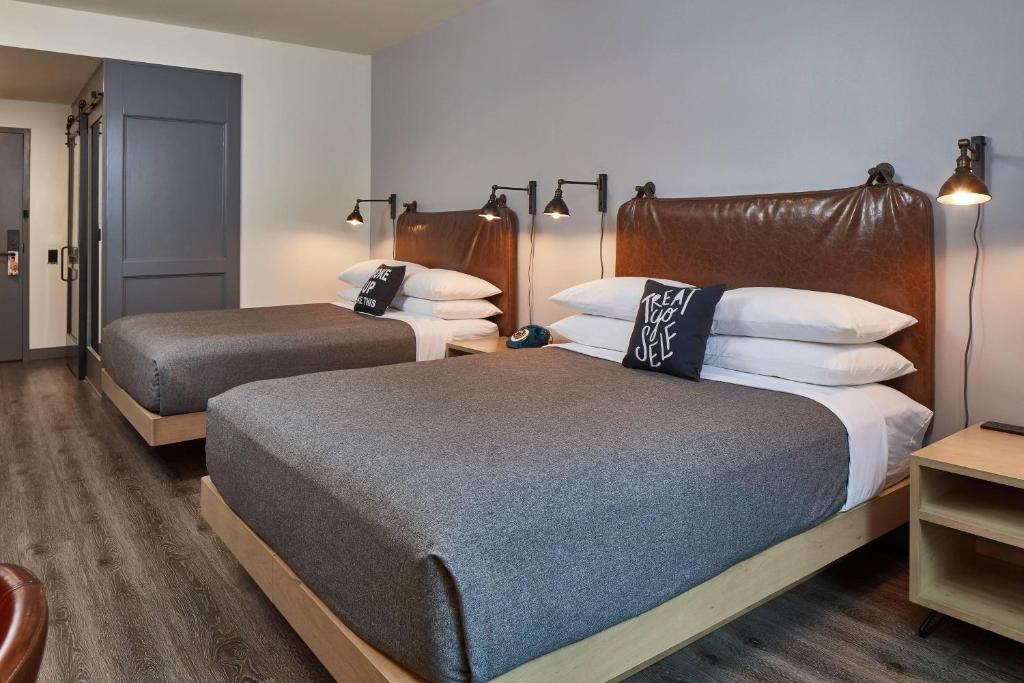Moxy Atlanta Midtown - Queen Room With Two Queen Beds