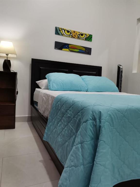 Postel nebo postele na pokoji v ubytování 935 Lodge San José
