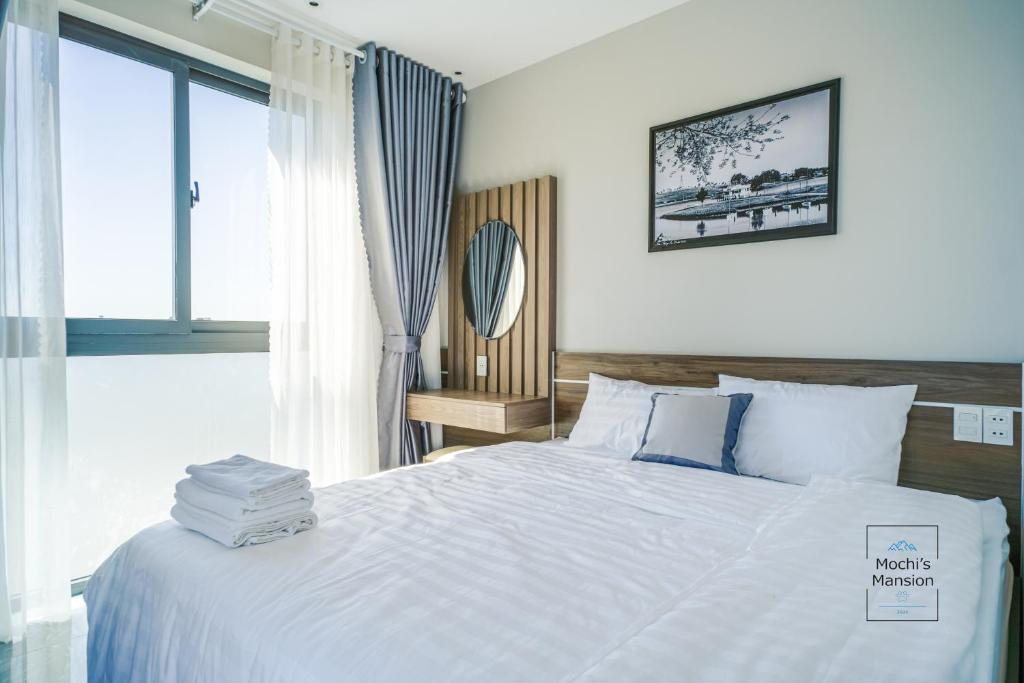 Mochi's Mansion - Double Room With Private Bathroom