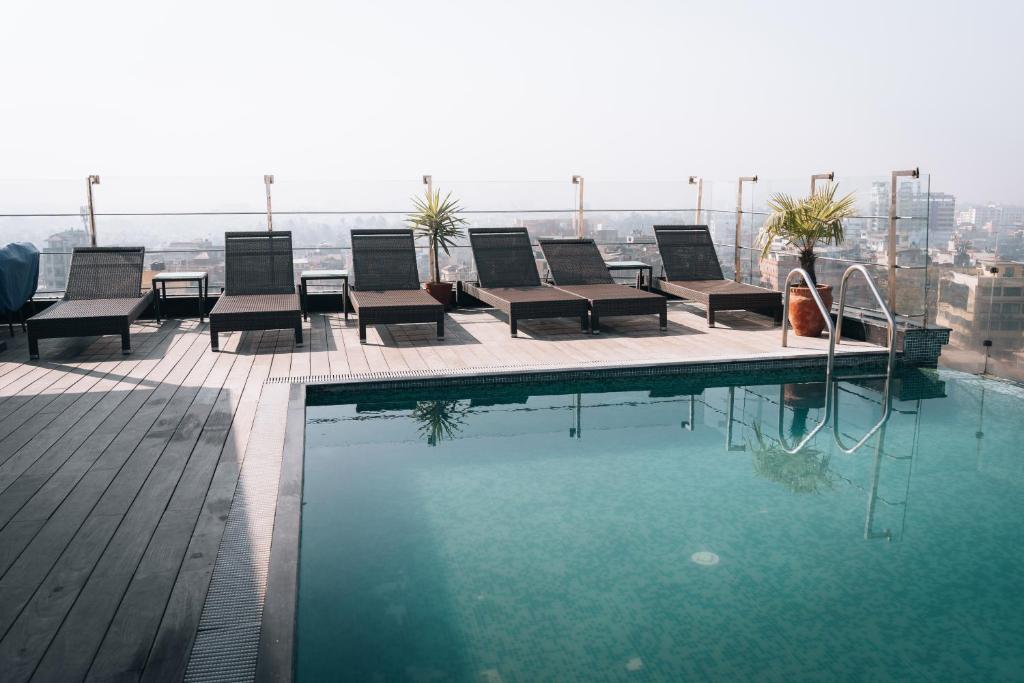 Bazén v ubytování Hotel Shambala nebo v jeho okolí