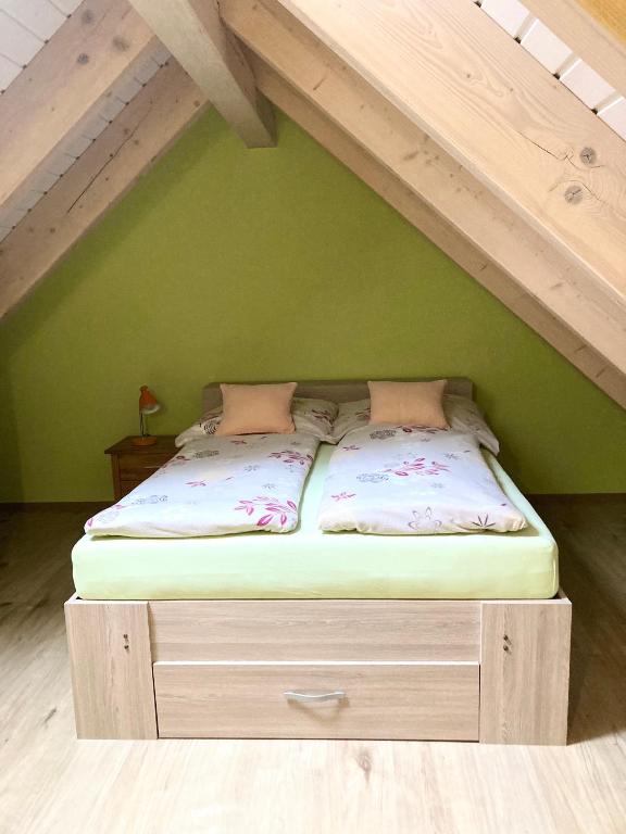 Postel nebo postele na pokoji v ubytování Villa Jana