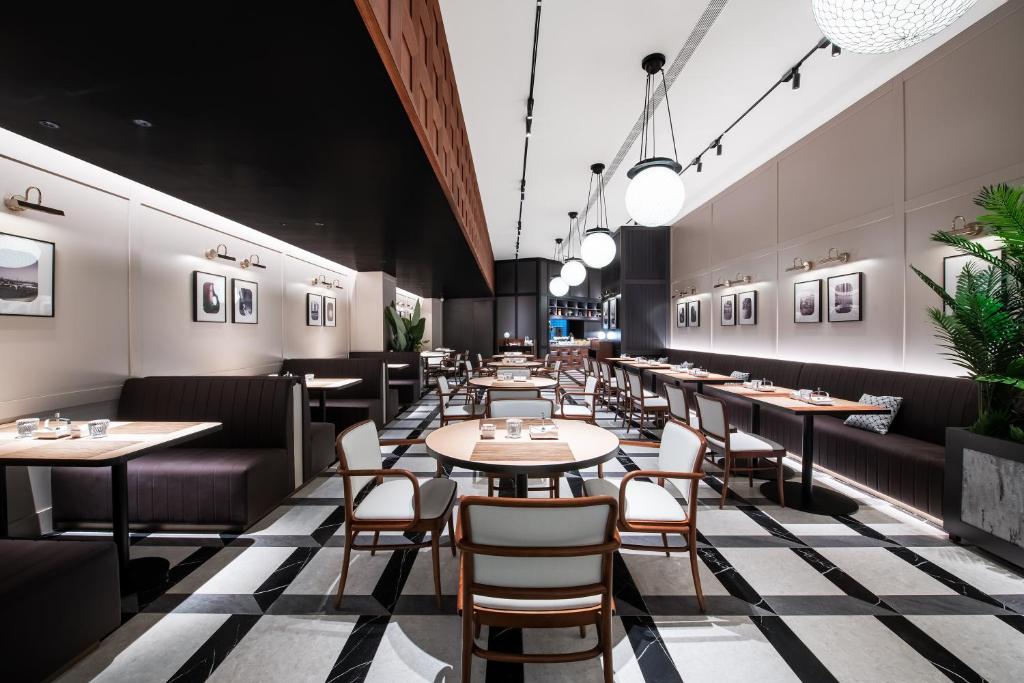 Posezení v ubytování IntercityHotel Wuhan Optics Valley Square Guanshan Avenue