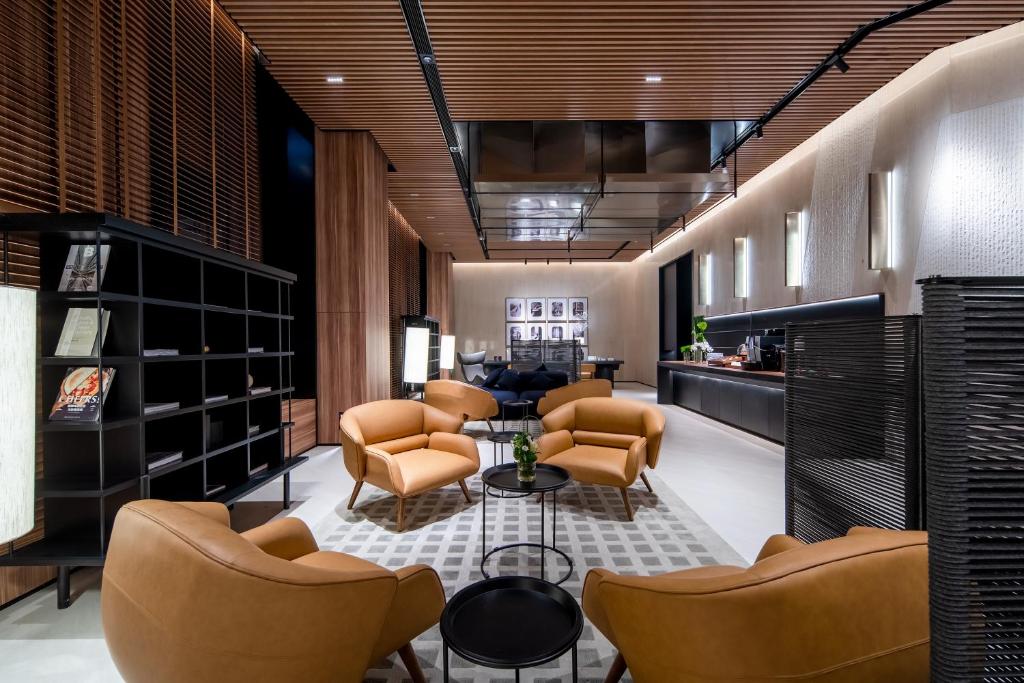 Posezení v ubytování IntercityHotel Wuhan Optics Valley Square Guanshan Avenue