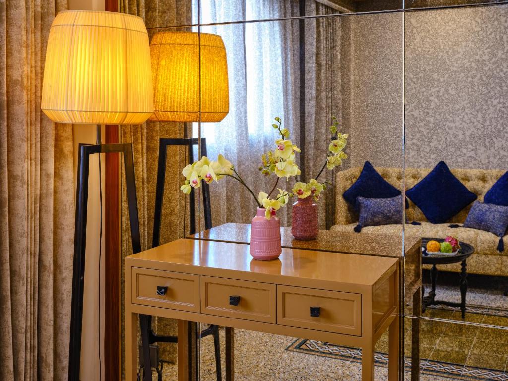 Silk Path Grand Hue Hotel - 10