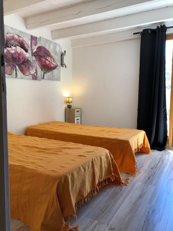 Photo de la galerie de l'établissement Villa rouge, à Saint-Montan