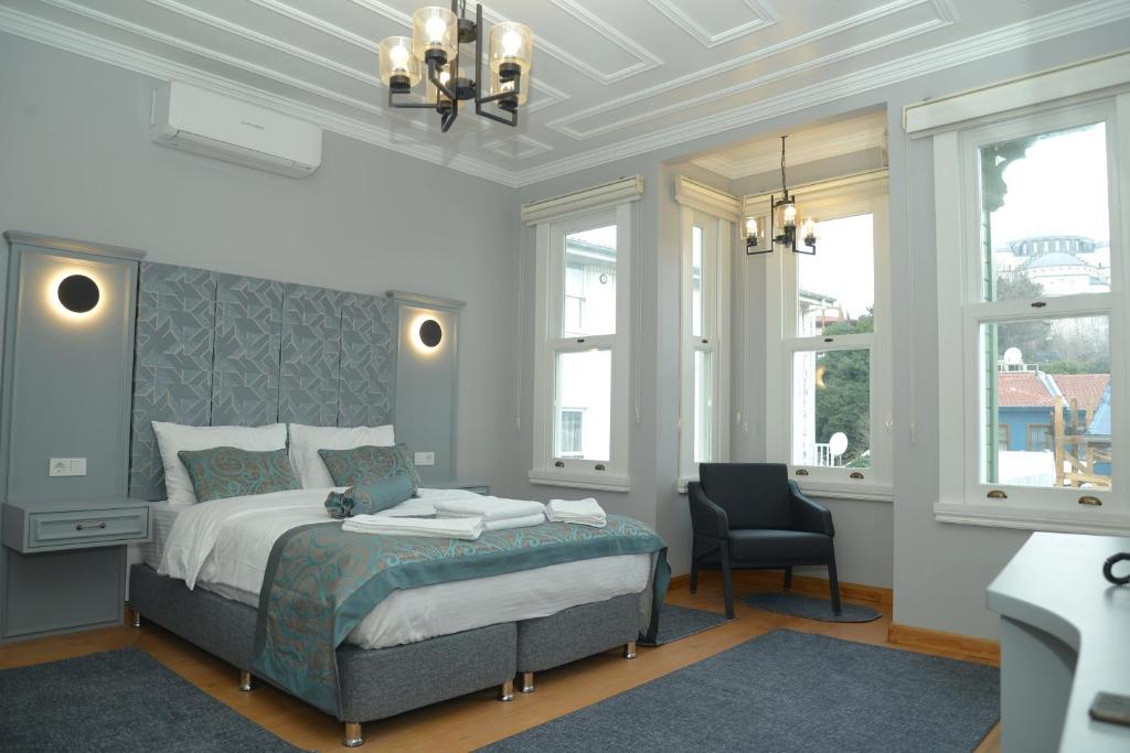 Postel nebo postele na pokoji v ubytování CK SULTANAHMET HOTEL