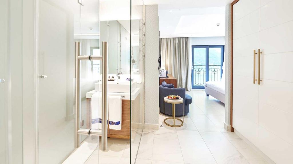 HUMA Kotor Bay Hotel and Villas - 13