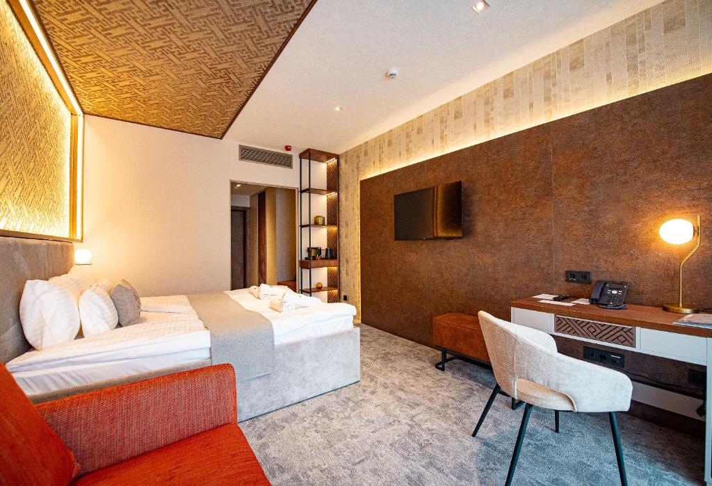 Bordűr Wellness Hotel Superior és Szőnyegmúzeum - Rala De Reina Superior
