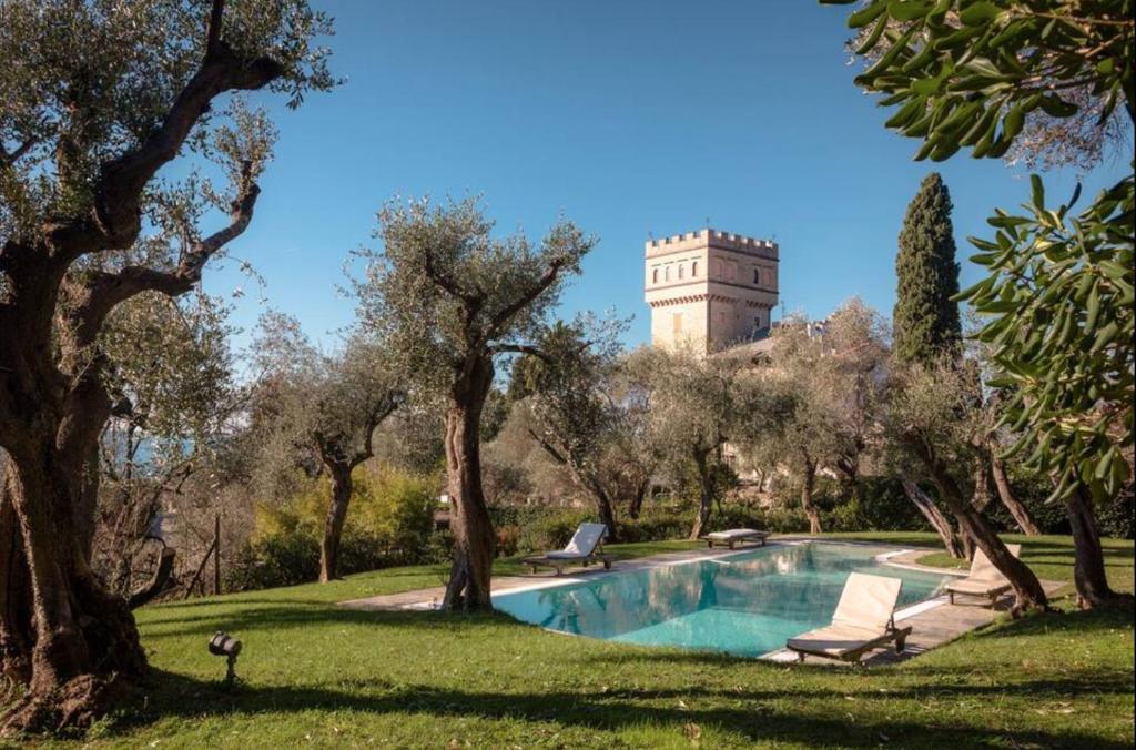 Swimmingpoolen hos eller tæt på Villa Francesca by PortofinoHomes