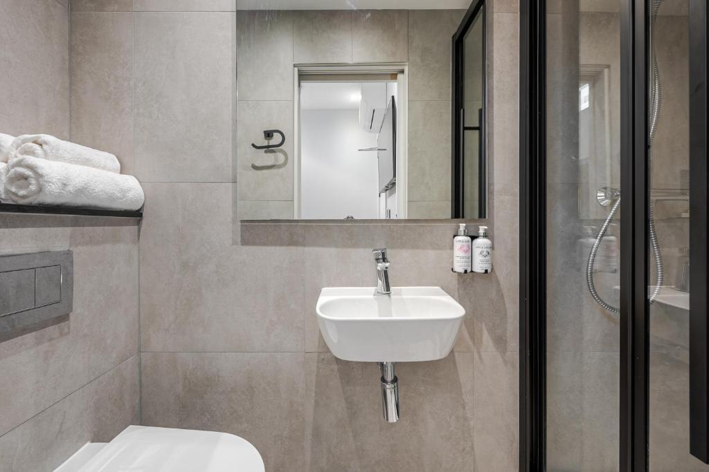 St Pancras Inn - Standard Double Room