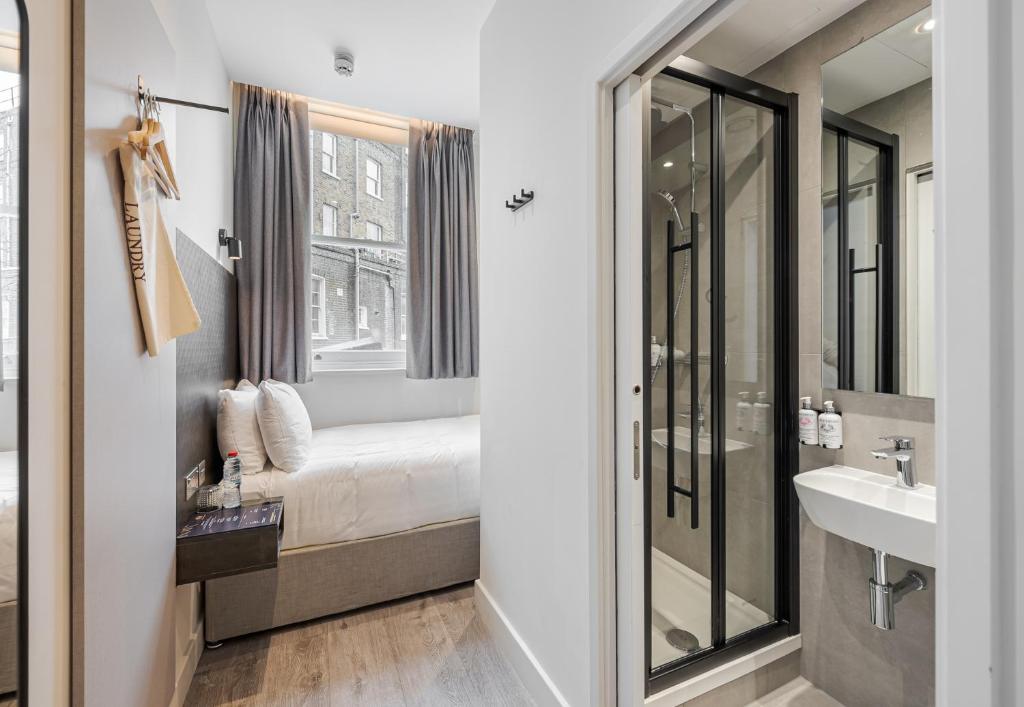 St Pancras Inn - Compact Single Room
