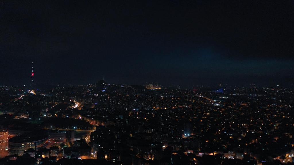 A general view of Isztambul or a view of the city taken from a szállodákat