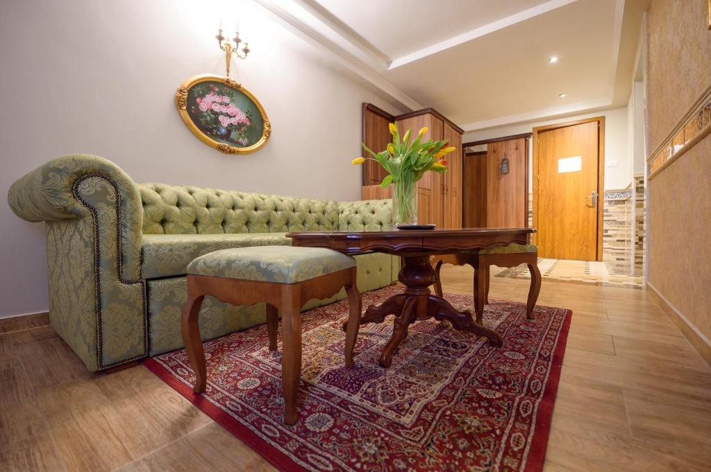 Posezení v ubytování Hotel Iris-Mimoza