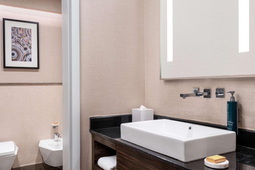 Hilton Riyadh Hotel & Residences - Appartement De Luxe Deux Chambres - Accessible