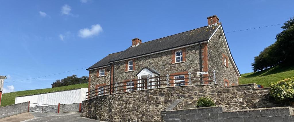 The building in which the holiday home is located