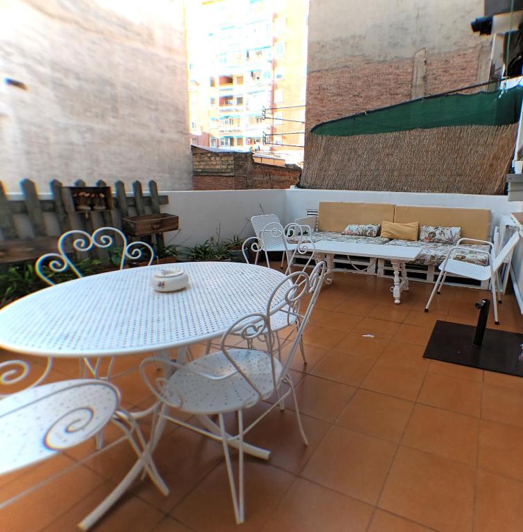 Reštaurácia alebo iné gastronomické zariadenie v ubytovaní Alojamiento Turístico Miguel - Logroño