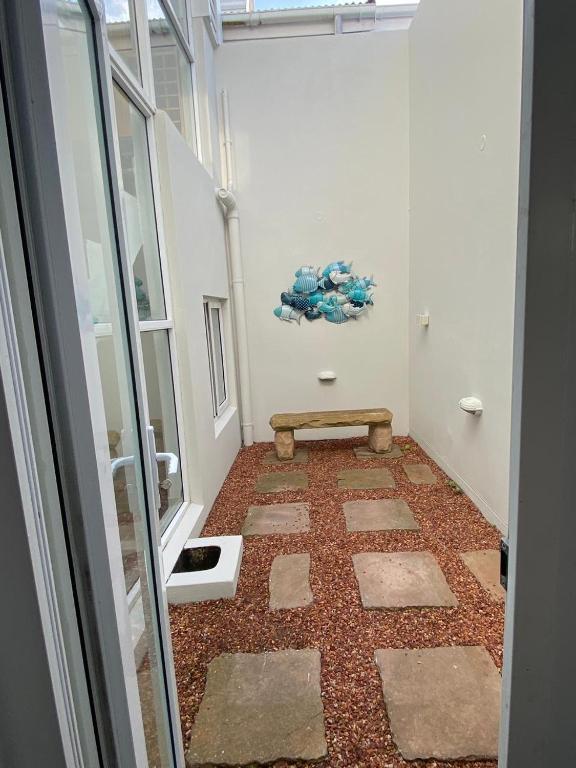 Ocean Oasis - Image 12
