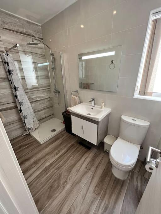 Koupelna v ubytování 2 Bedroom Apartment in Msida, Malta