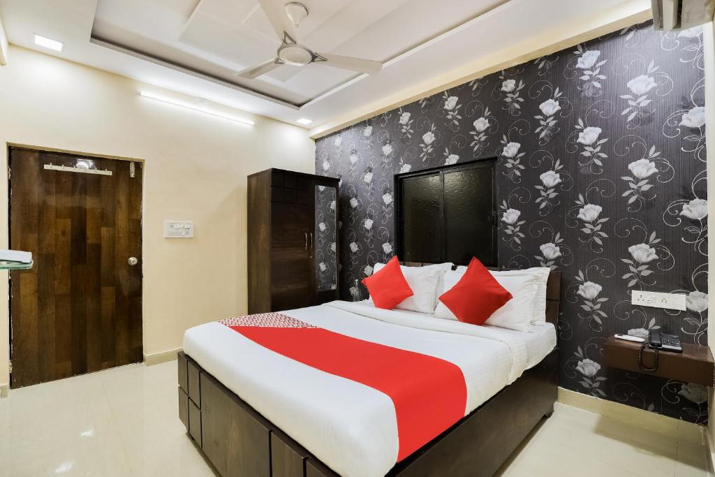 Katil atau katil-katil dalam bilik di OYO Flagship Hotel Airport Annex
