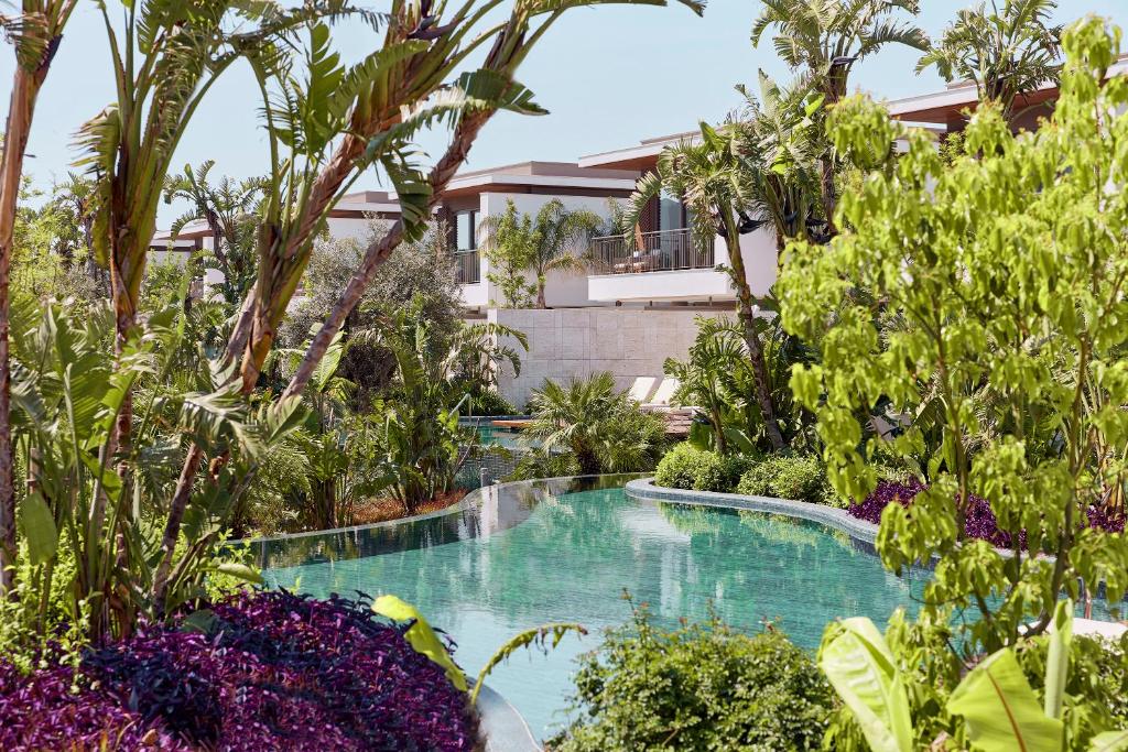 Um jardim em Bayou Villas Antalya - Ultra All Inclusive