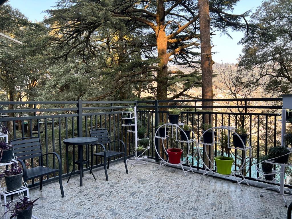 Hotel Pride Inn - 800 Mts from Mall Road, Mussoorie (updated prices 2026)